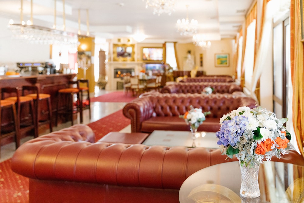 Hotel Elegant Lux 74/90