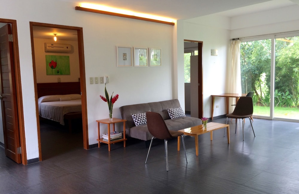 Marpas Apartments 19/44