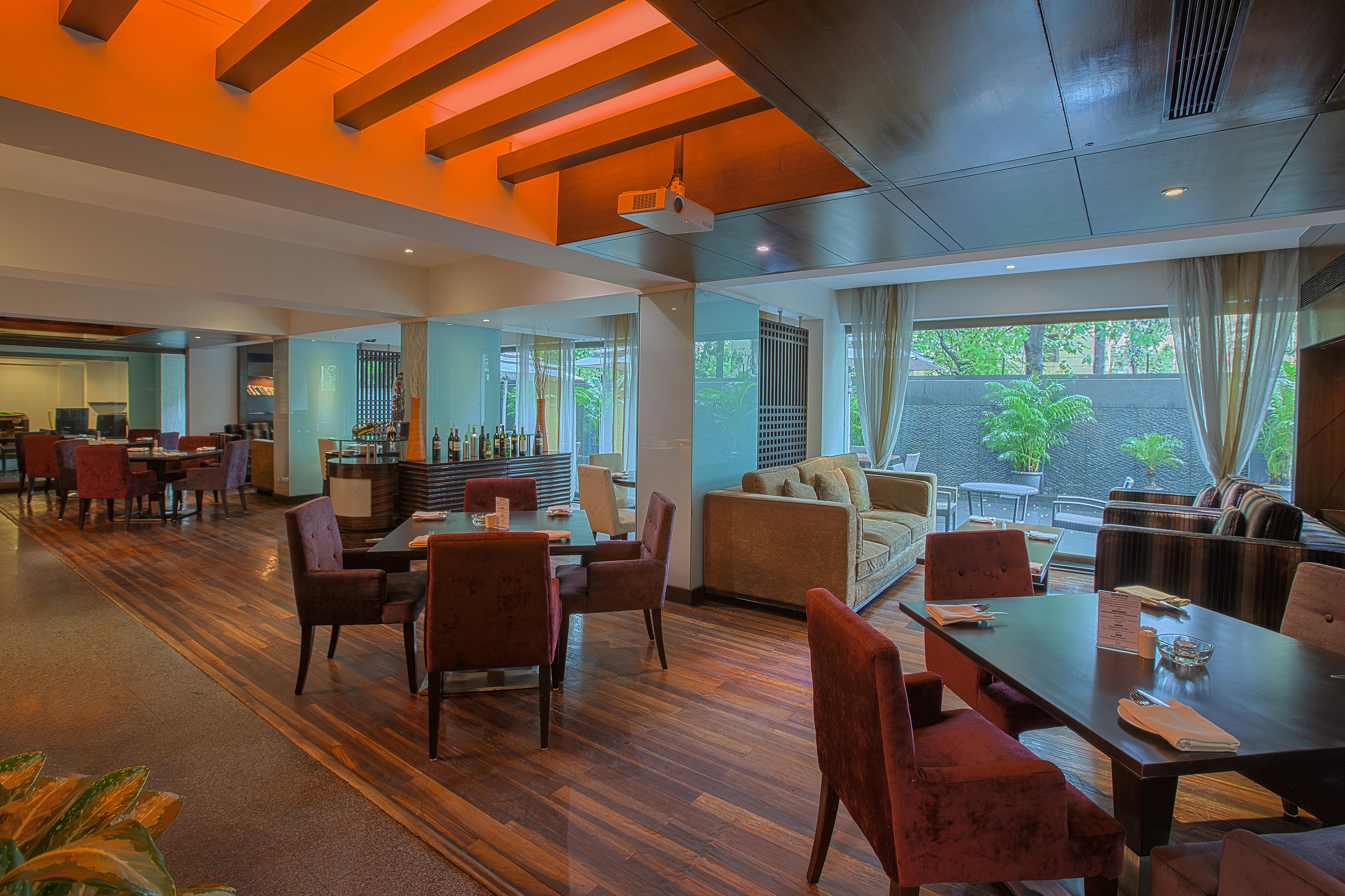 Oakwood Residence Naylor Road Pune 33/37