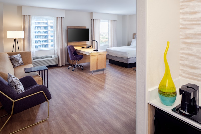 Hampton Inn Suites By Hilton Miami Brickell Downtown 37/65