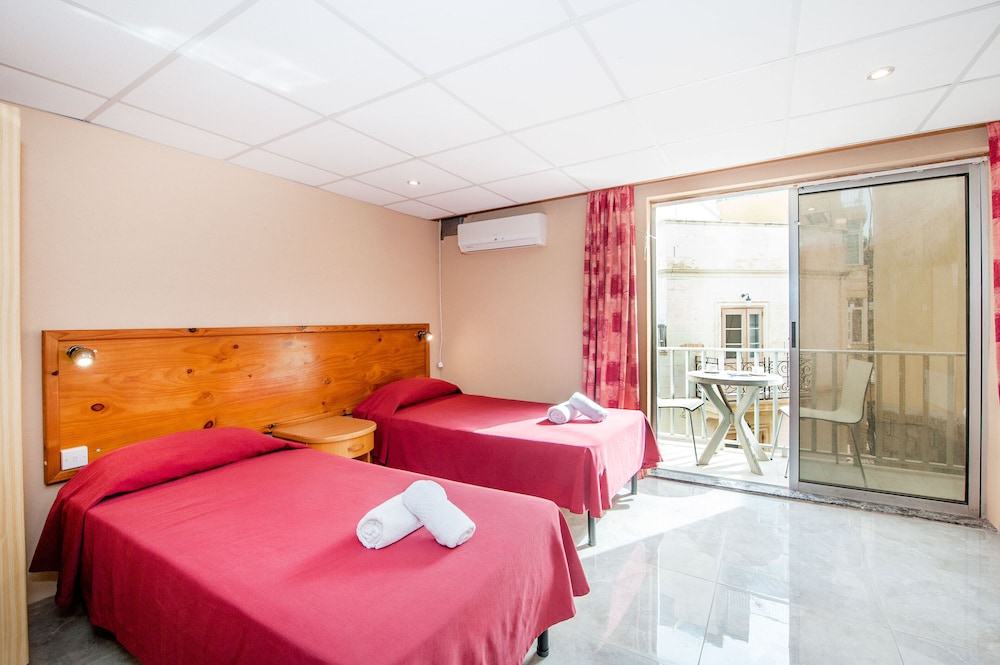 Alborada Aparthotel 11/44
