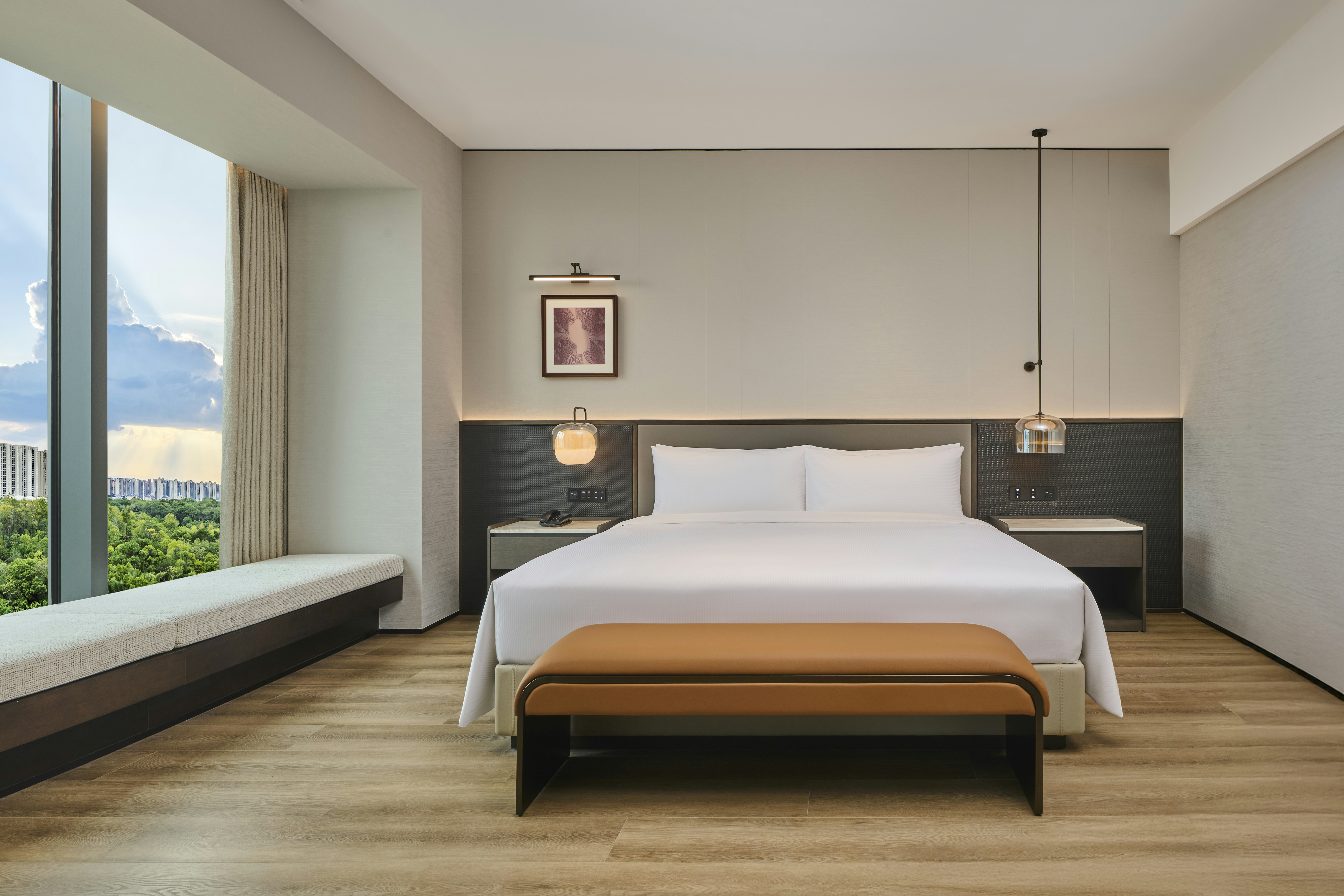 PREMIUM, SUITE, KING BED, GARDEN VIEW