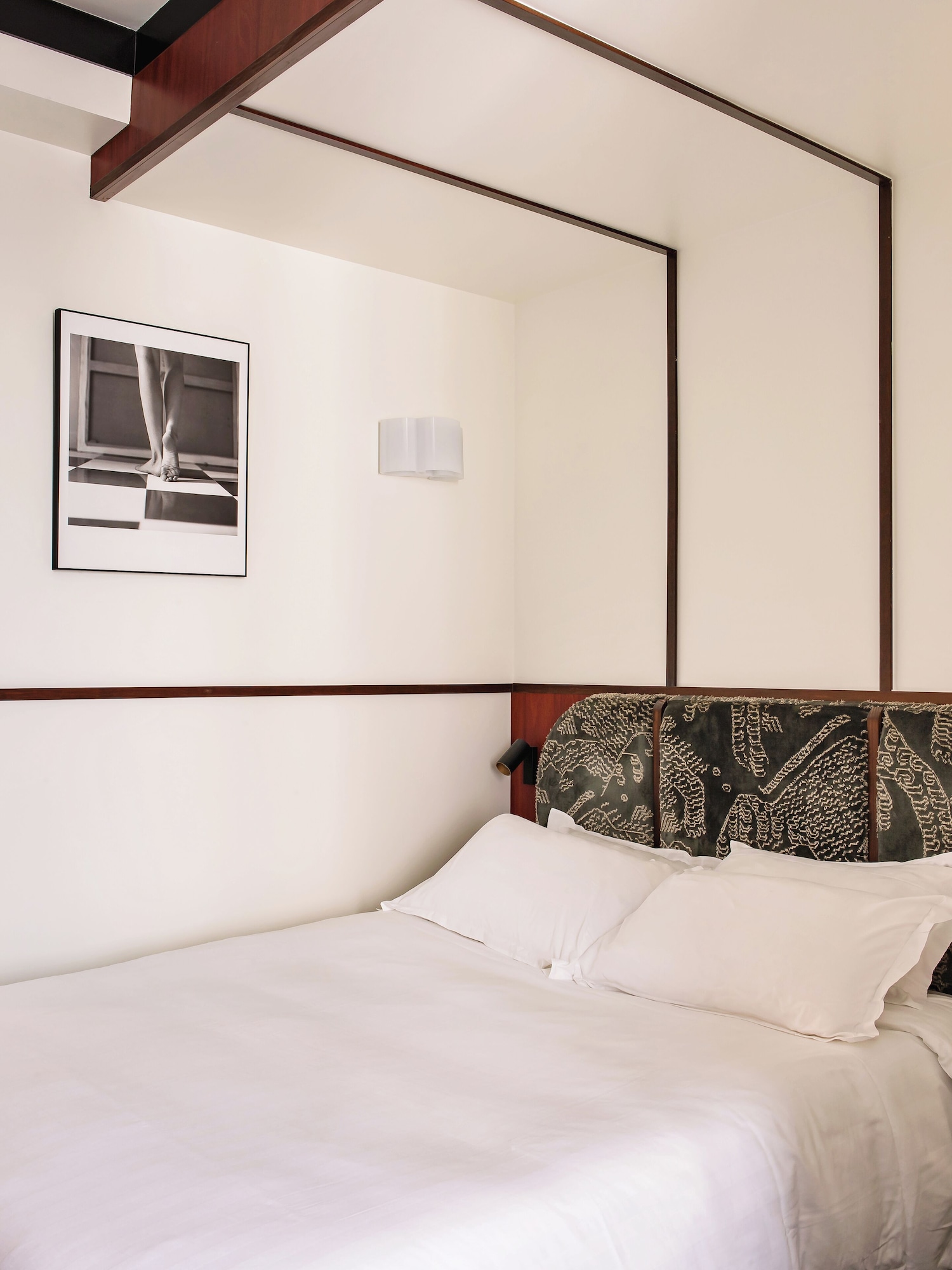 STANDARD, DOUBLE BED