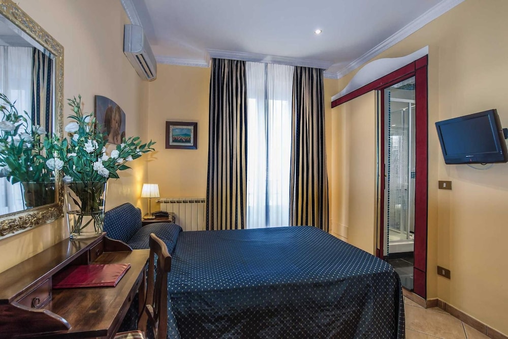Hotel Caracciolo 12/62