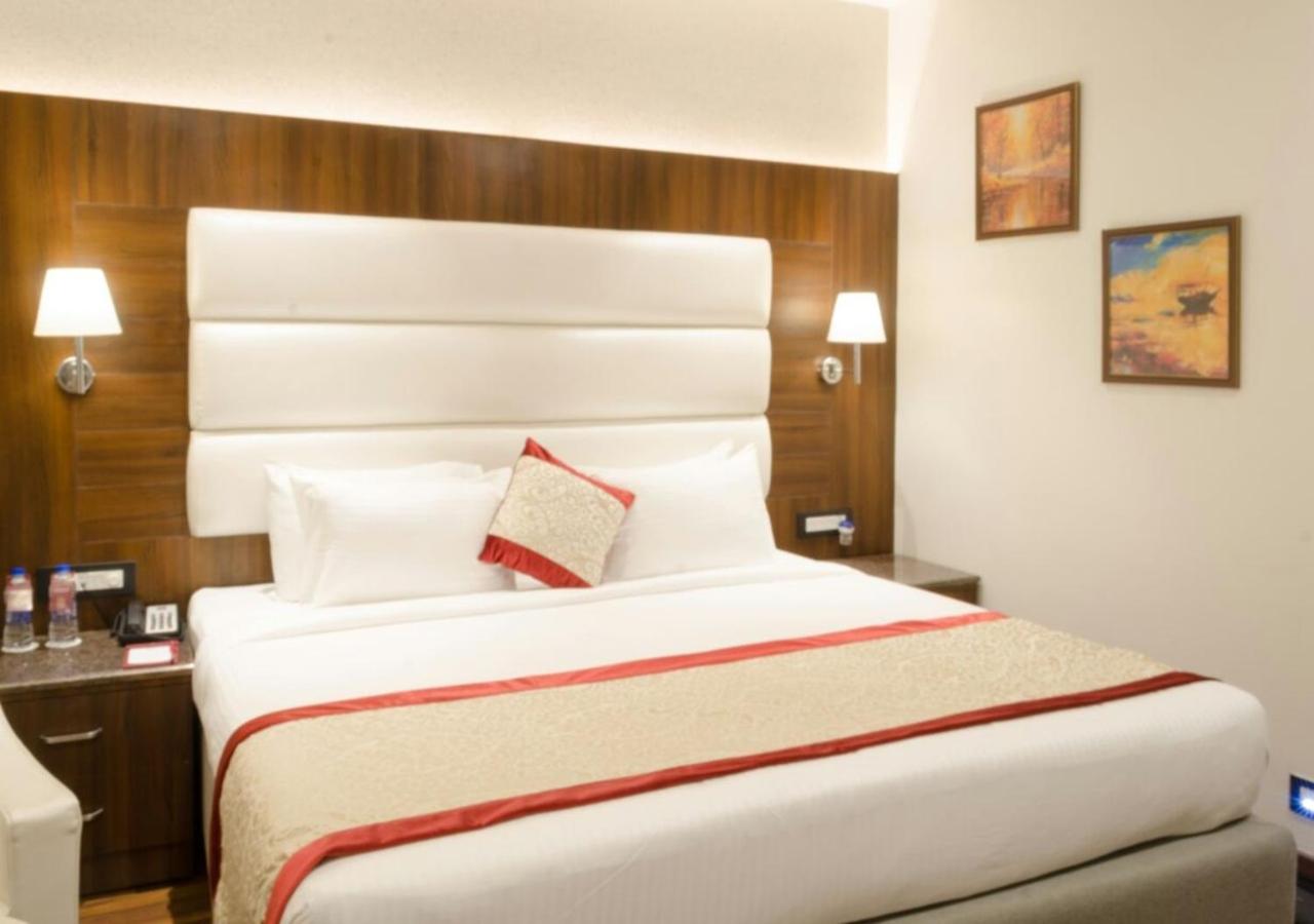 Ss Lumina Hotel 6/33