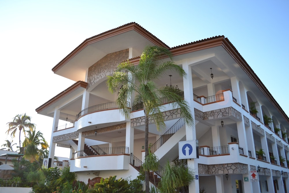 Hotel Maria Isabel 3/69