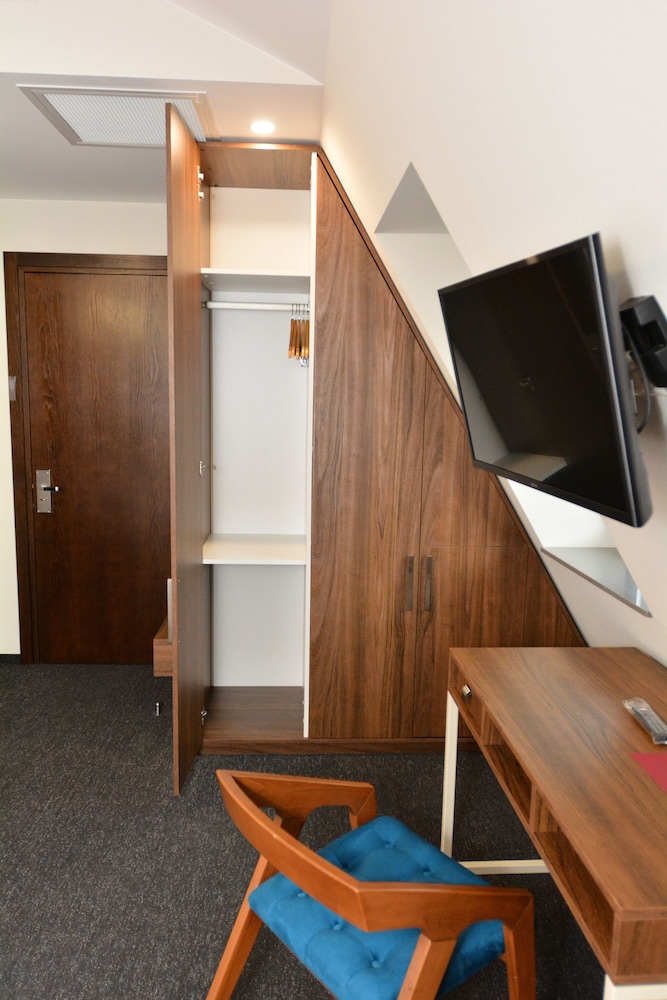Hotel Garnet Tbilisi 38/50