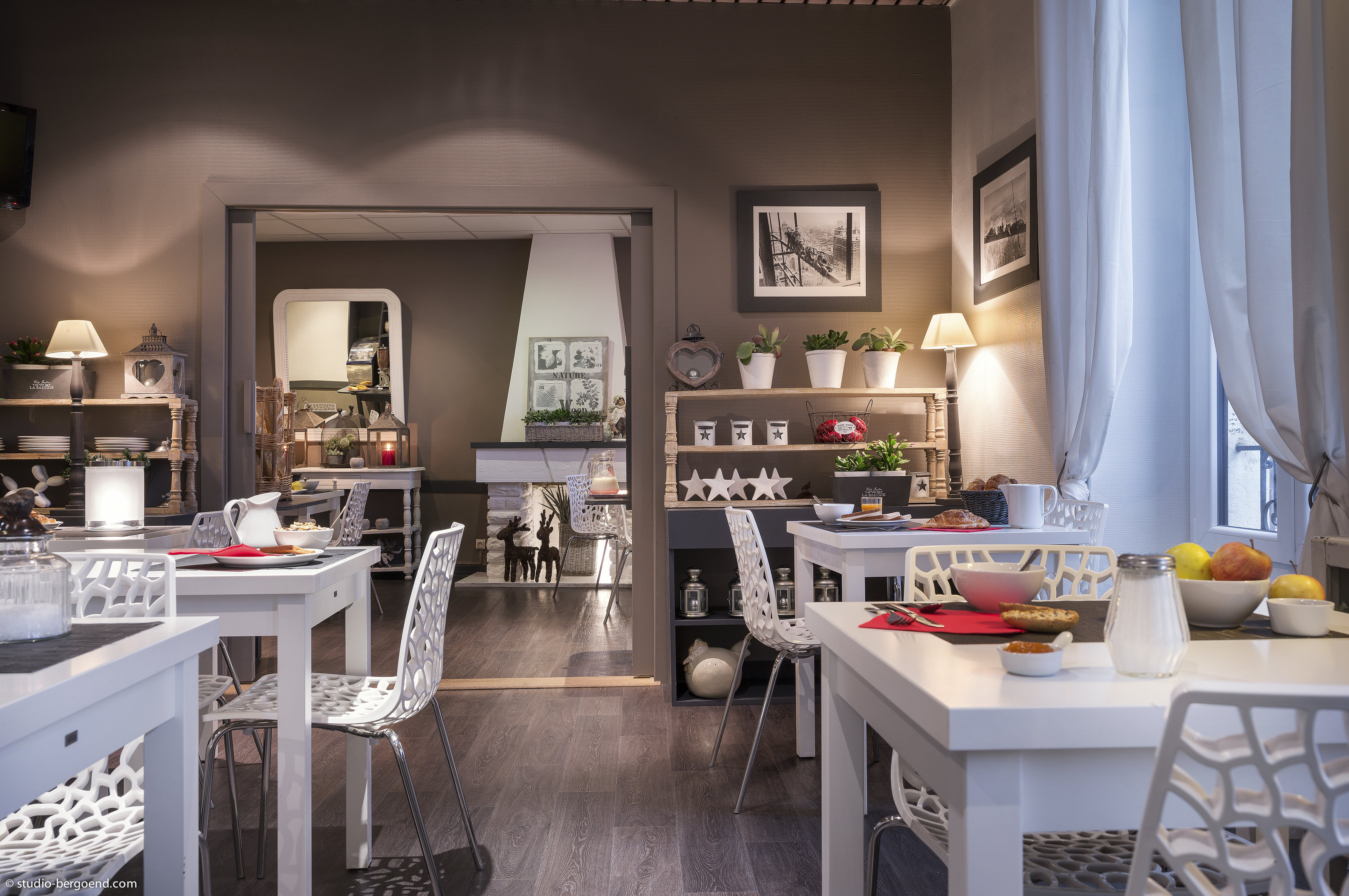 HOTEL DES ALPES 13/17