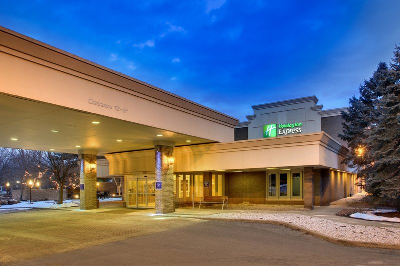 Holiday Inn Express Poughkeepsie 3/48