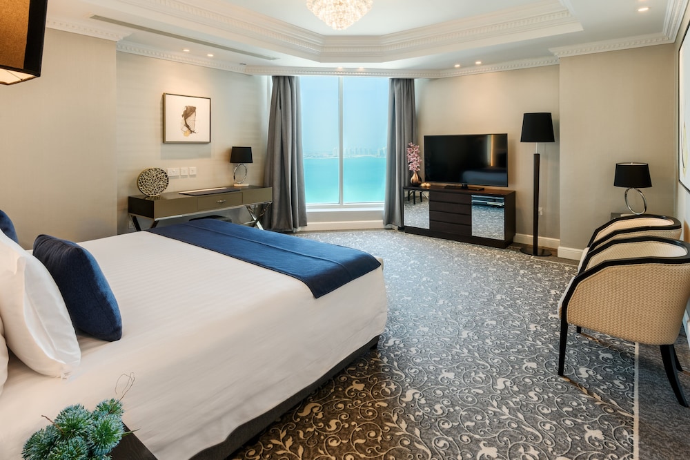 Centara West Bay Hotel and Residences Doha 19/78