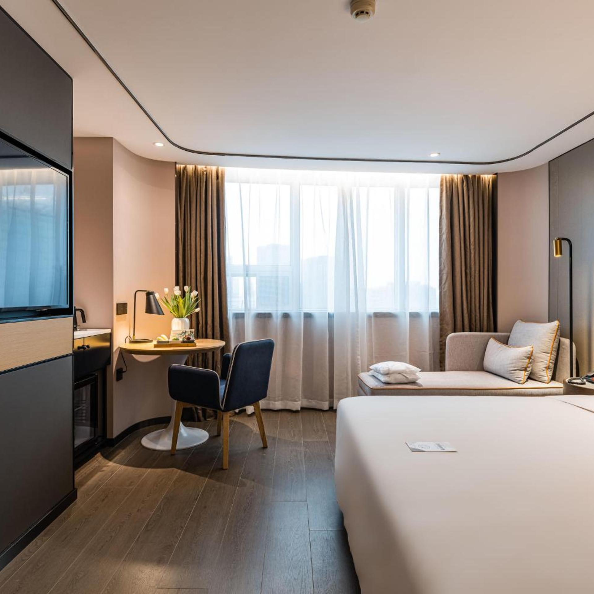 Atour S Hotel Wenshu Yuan Monastery Subway Station Chunxi Road 19/41