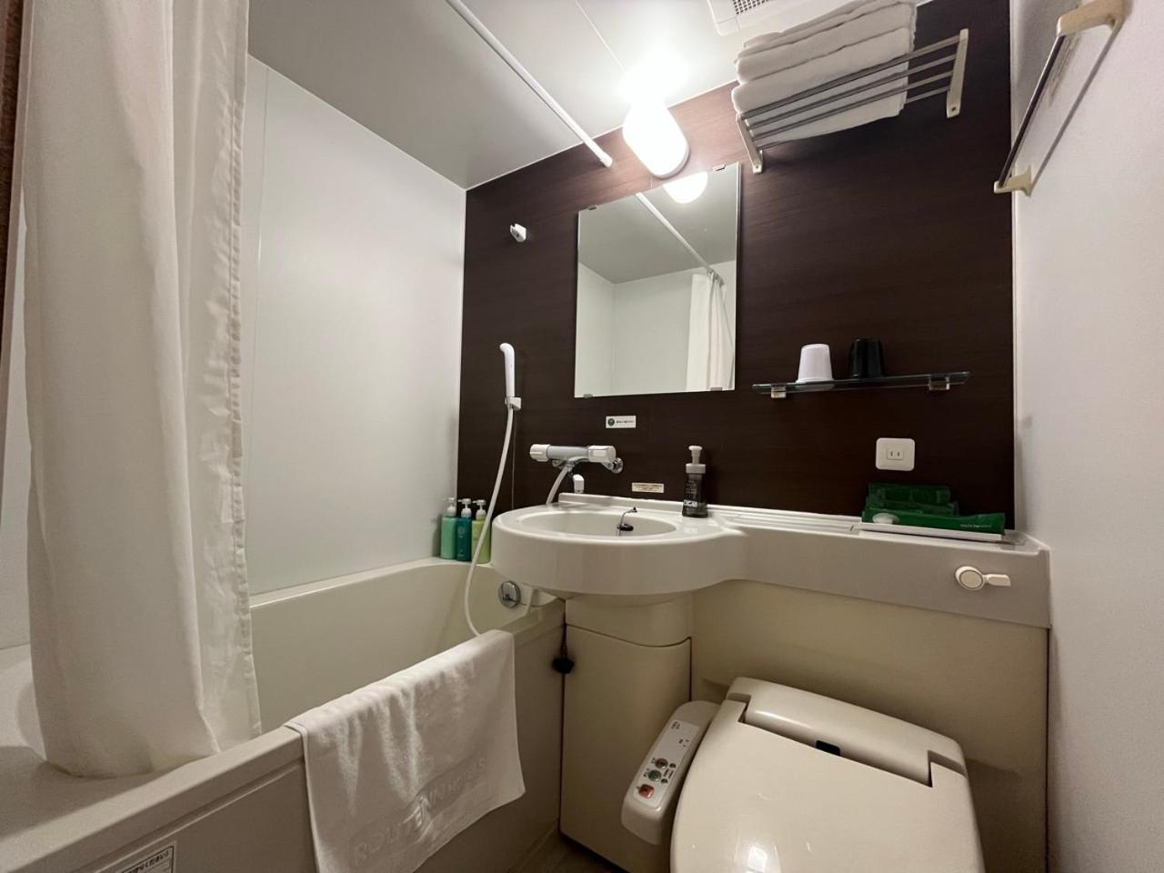 غرفة سوبيريور بسرير نصف مزدوج للمدخنين، Hotel Route Inn Isehara Ooyama Inter 2/2
