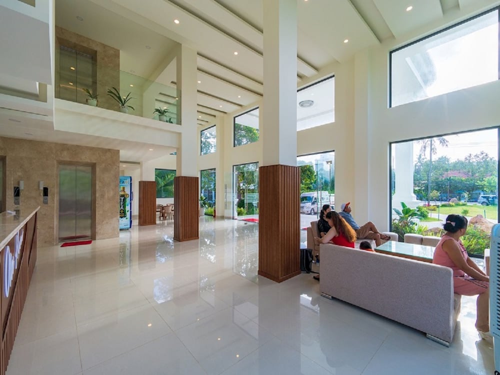 Homestead Seaview Phu Quoc Hotel 3/50