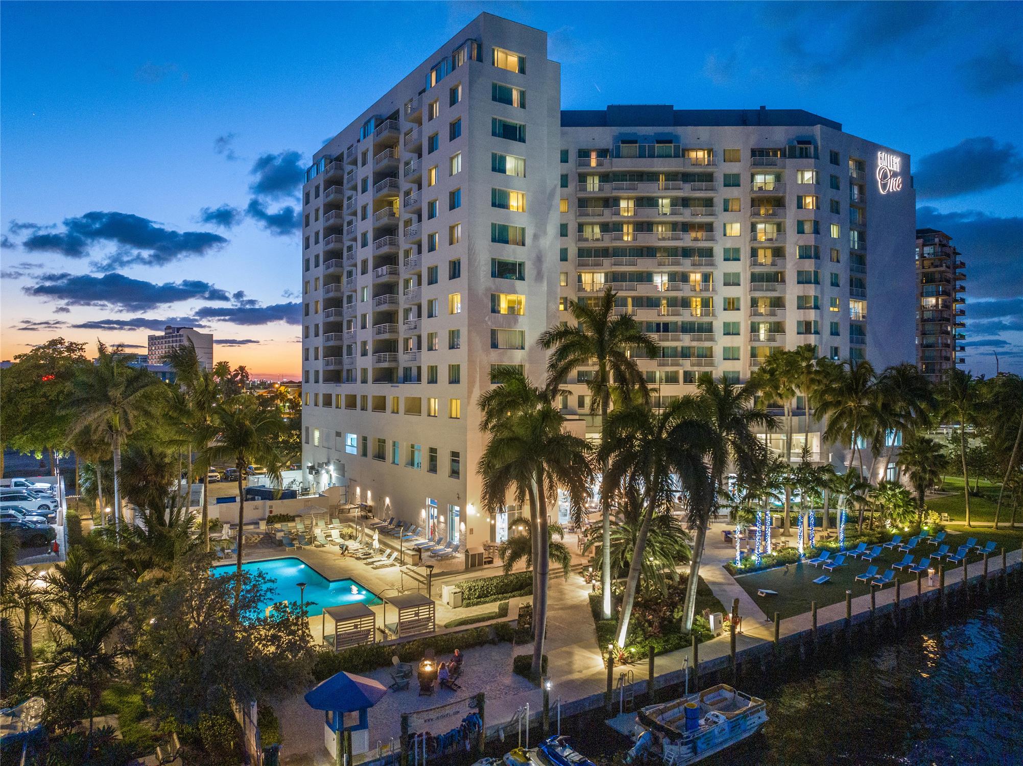 GALLERYone - a DoubleTree Suites by Hilton Hotel photo2
