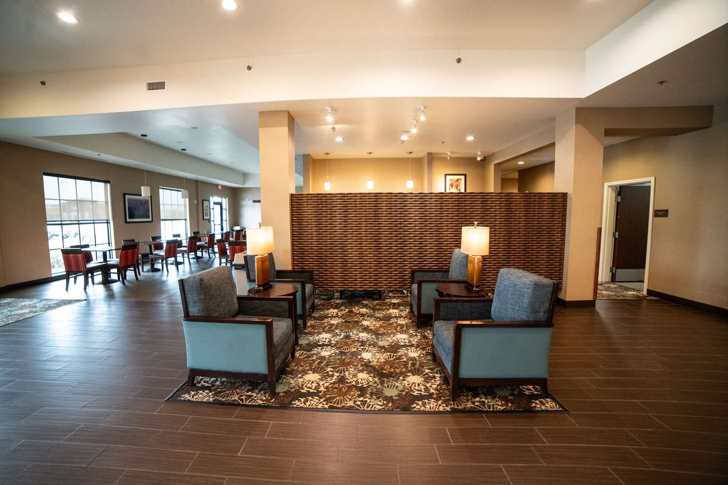 Comfort Suites Brookings near University 31/51