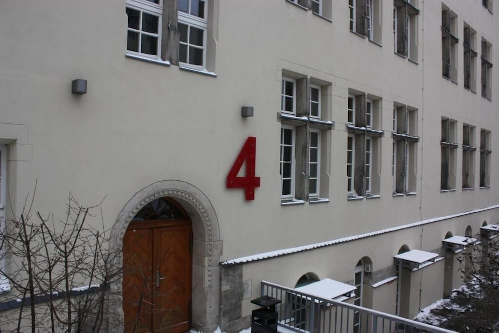 GLS Studio Hotel Berlin 4/33