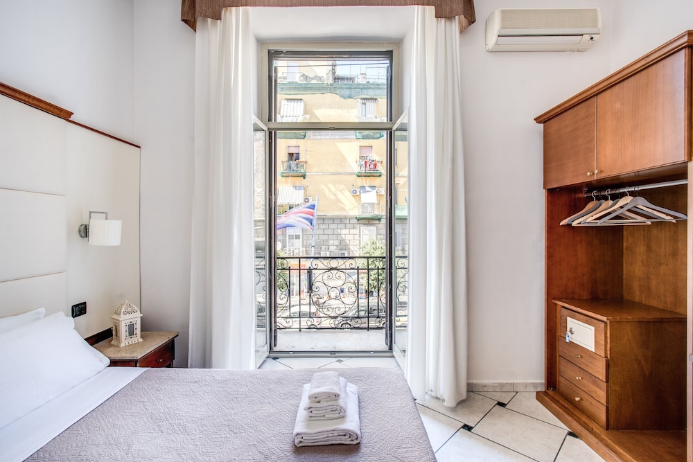 STANDARD, DOUBLE OR TWIN BED