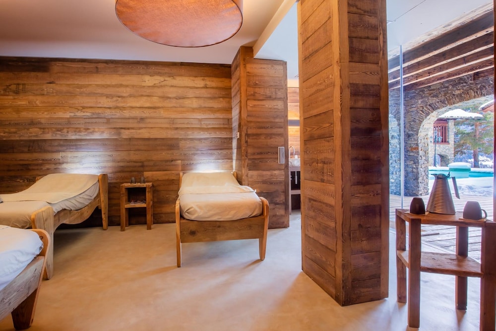 Relais Mont Blanc Hotel and Spa 16/50
