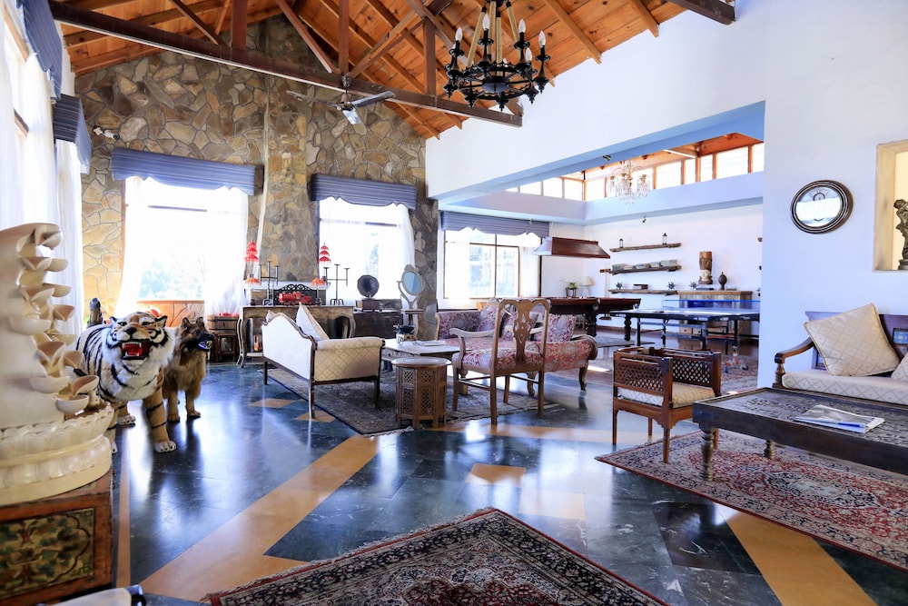 Woodsvilla Resort 33/49