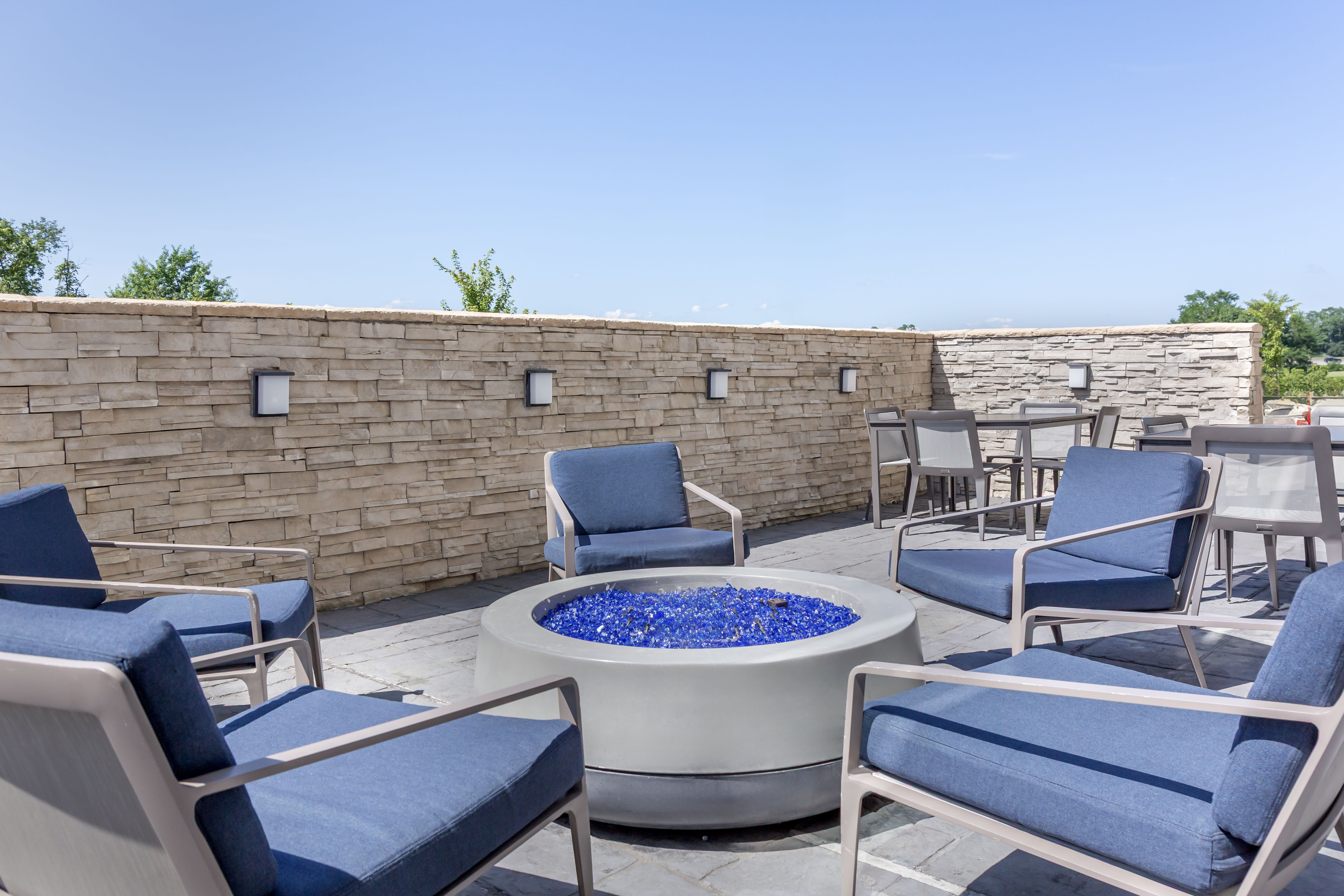 Holiday Inn Express and Suites Dry Ridge 50/63