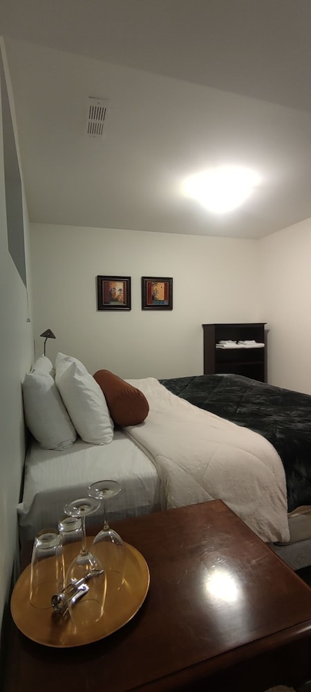 Westmount River Inn 13/48