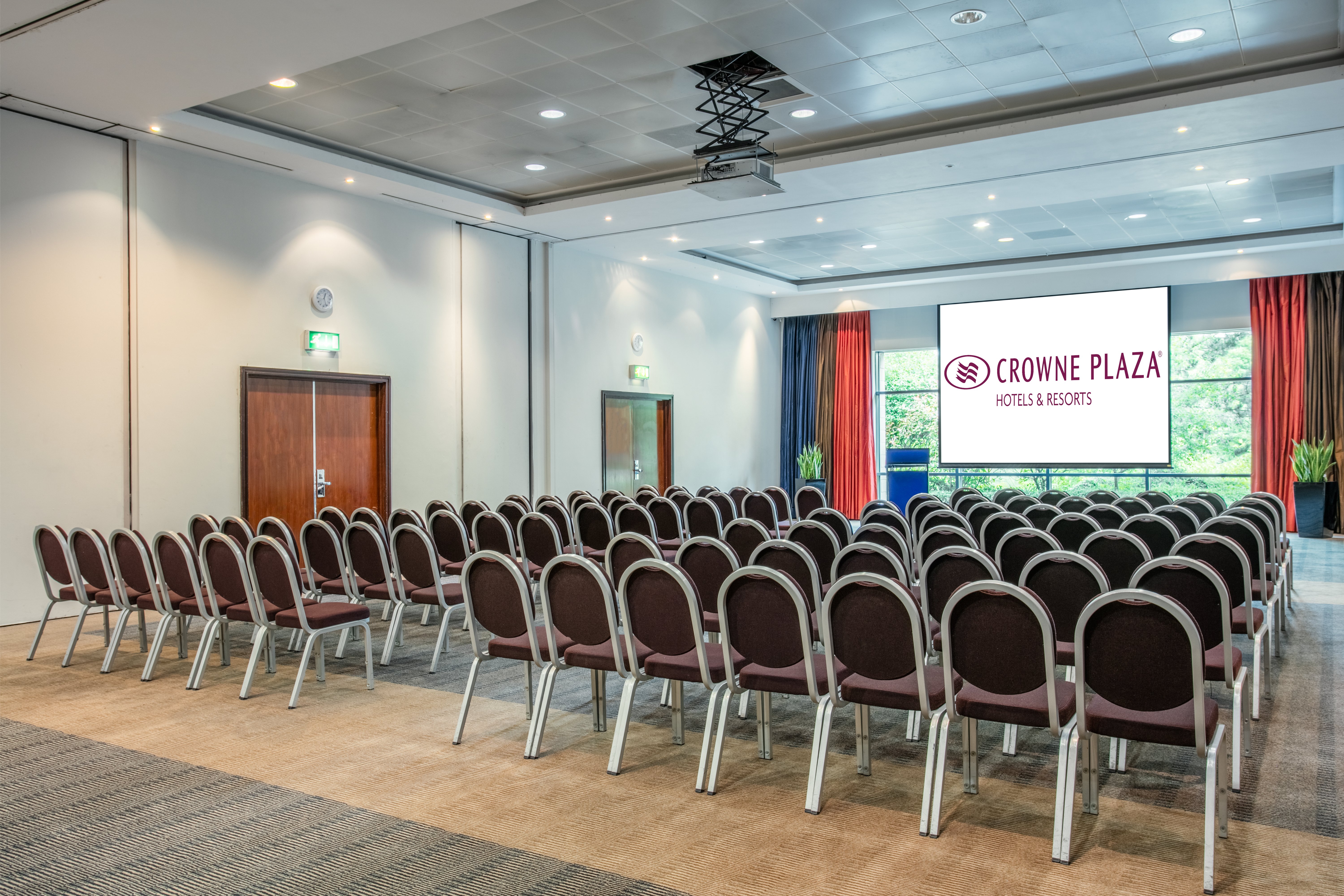 Crowne Plaza Birmingham Nec 65/77