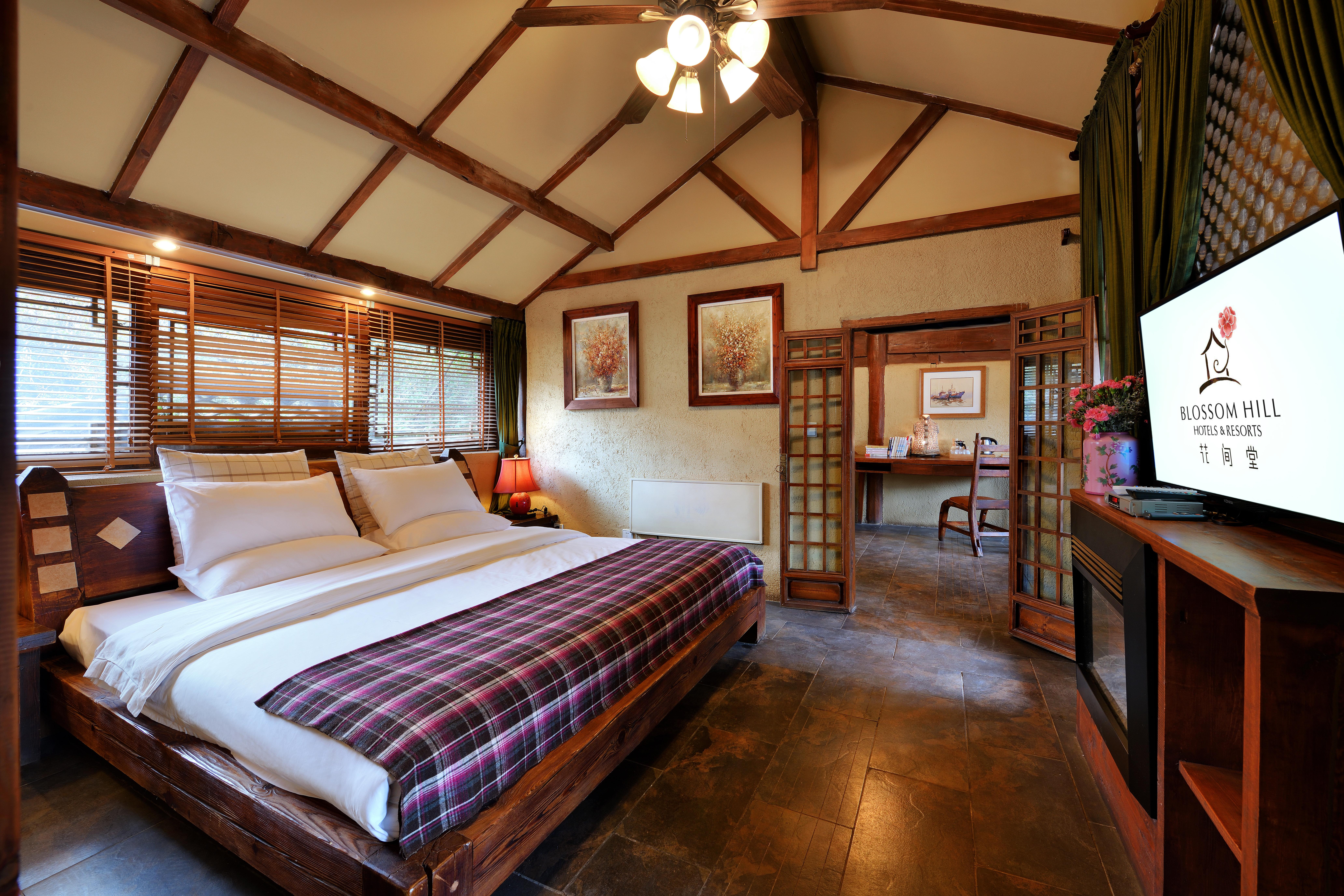 Blossom Hill Inn-Neverland HOTEL 15/50