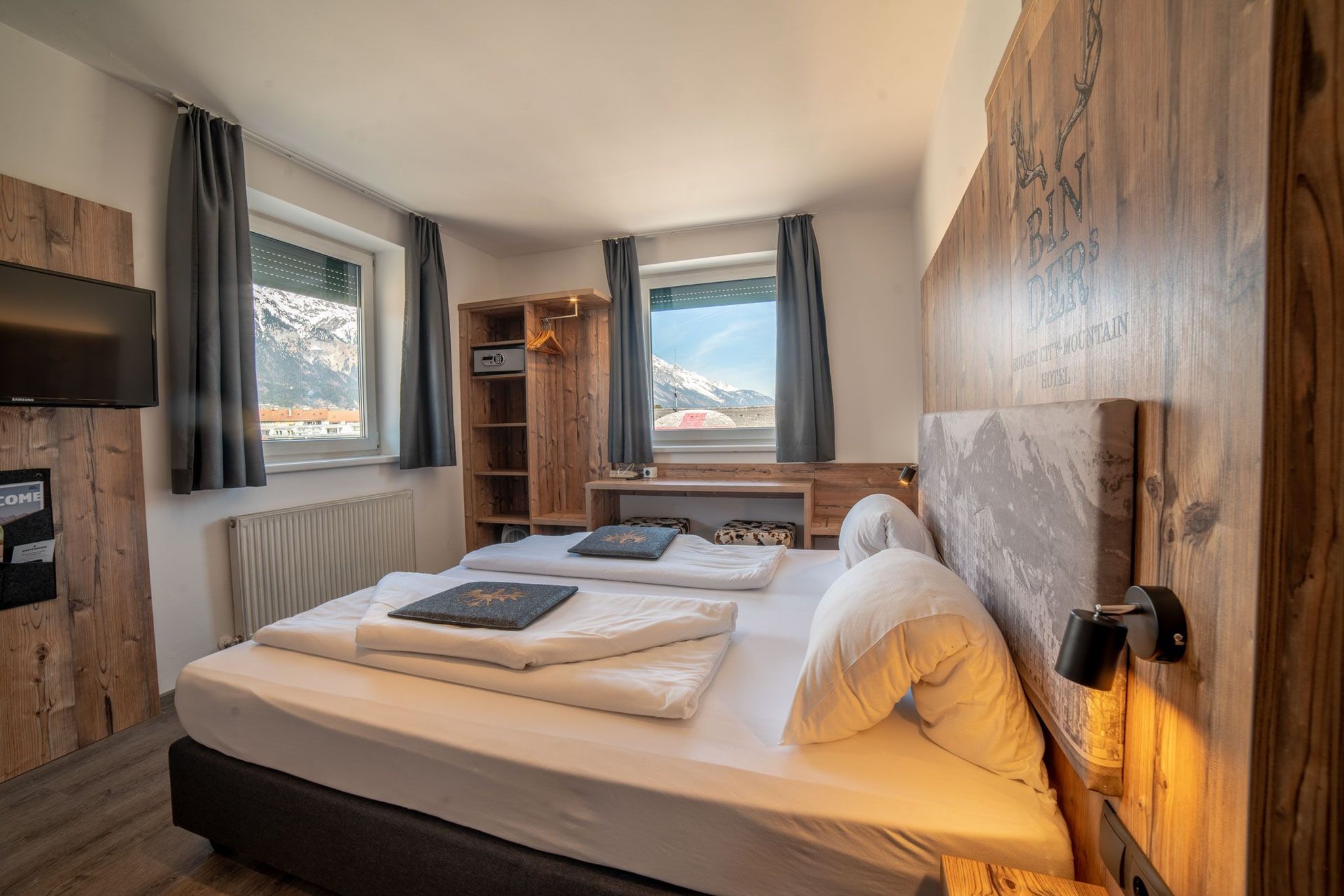 Binders Budget City Mountain Hotel 4/9