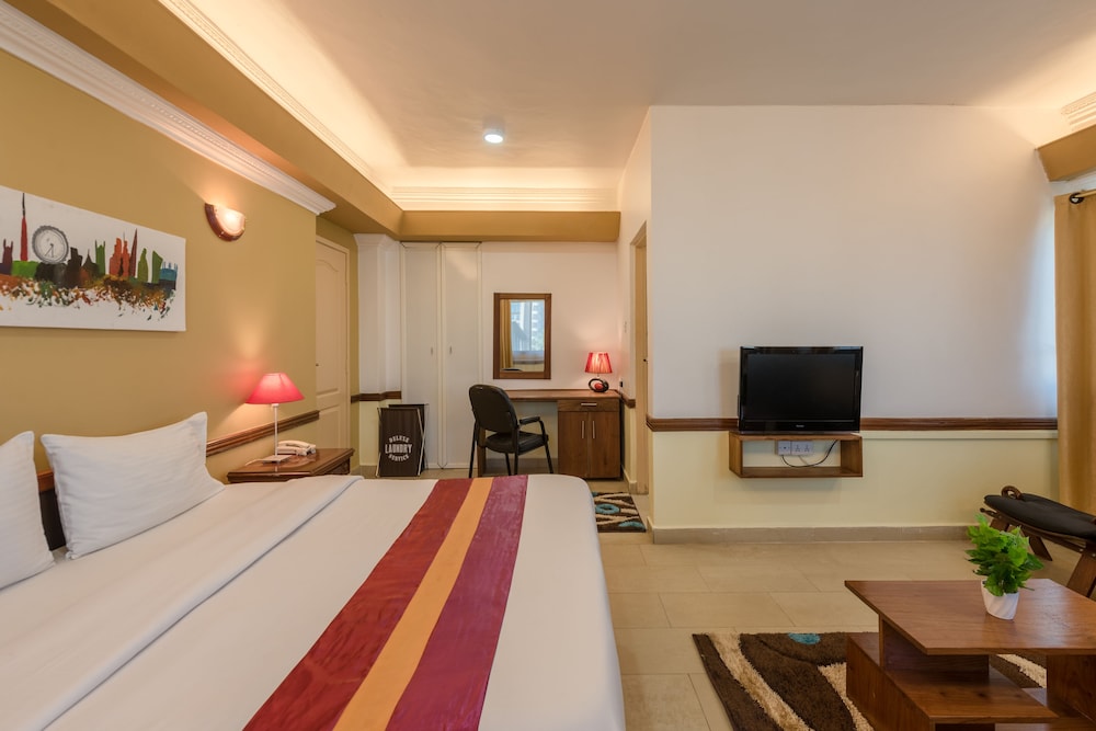 Hotel Raha Tower 36/58