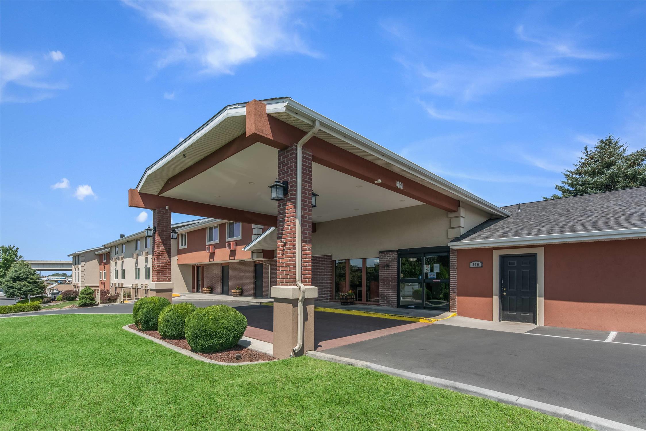Quality Inn and Suites Downtown Walla Walla, WA 48/49