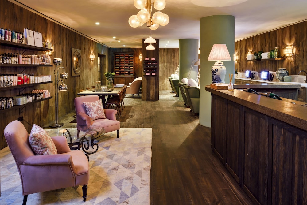 Lobby at Soho House Istanbul, ISTANBUL