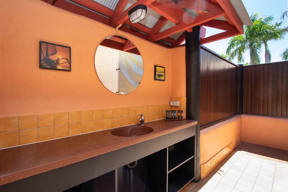 Bali Hai Resort 43/78