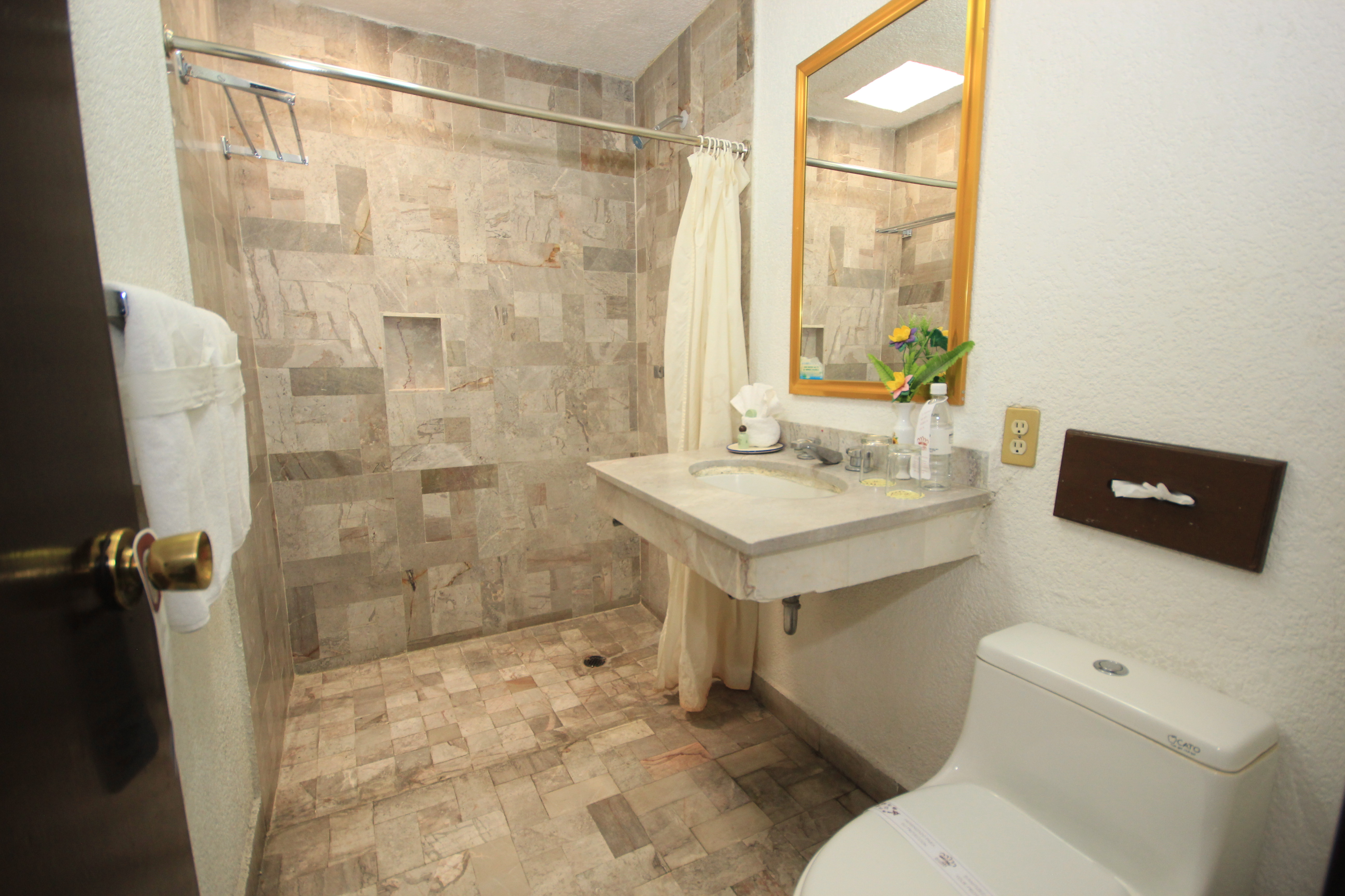 Real de Minas Inn Queretaro 43/47