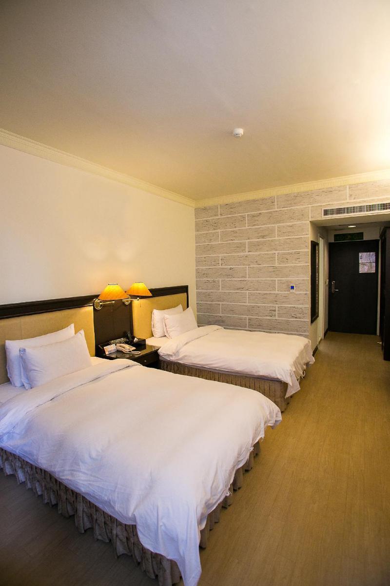 Room, Twin Beds