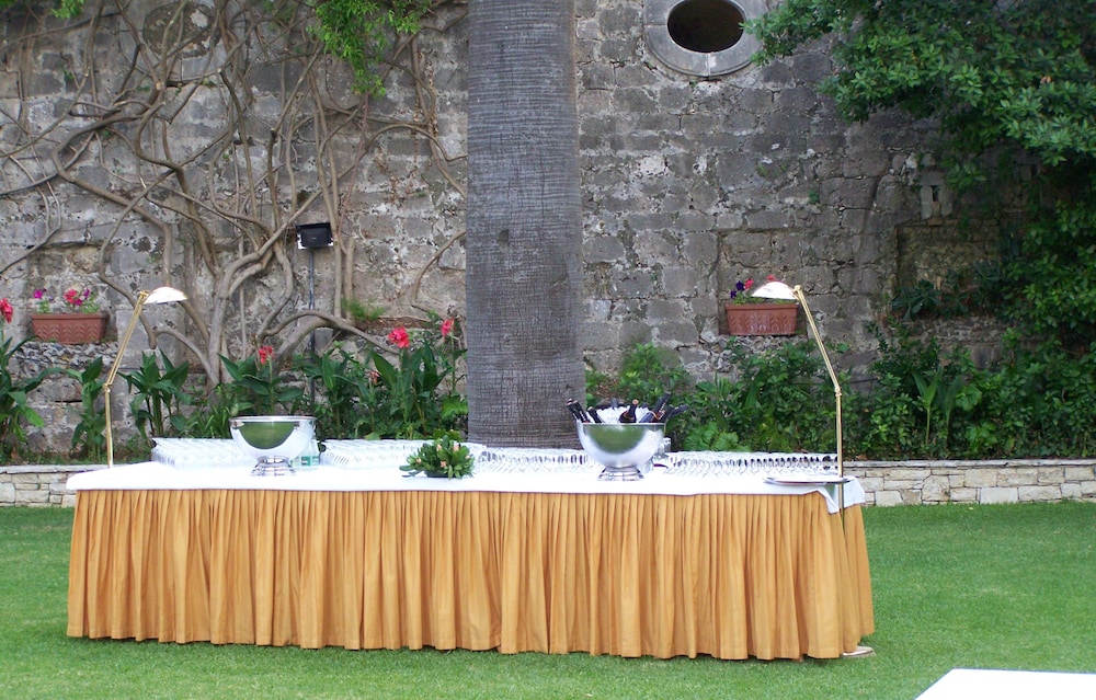 Corfu Palace Hotel 14/66