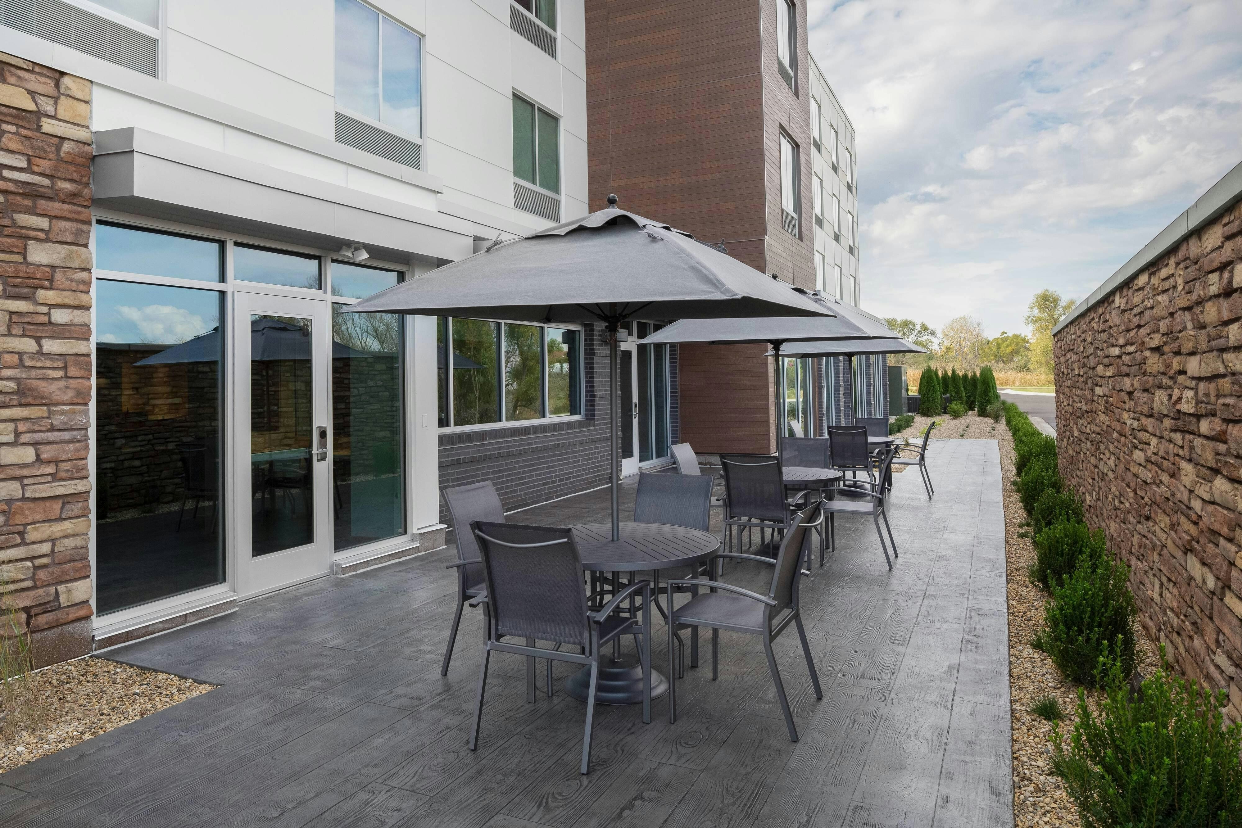 Fairfield Inn & Suites By Marriott Kenosha Pleasant Prairie 34/34