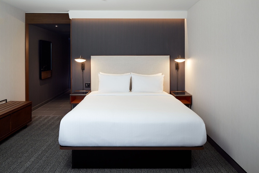 Residence Inn Montreal Midtown 6/40