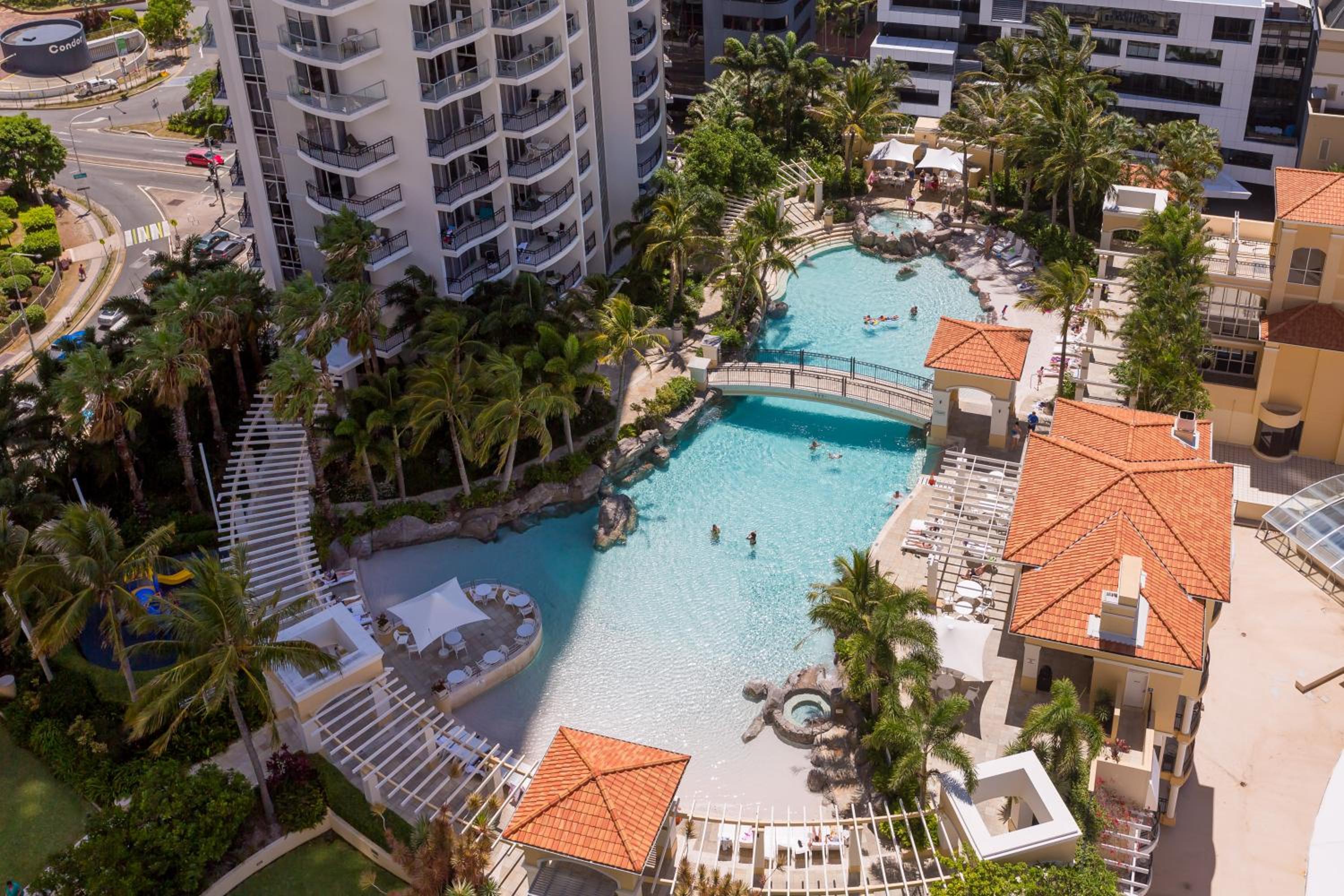 Surfers Paradise Private Apartments 56/59