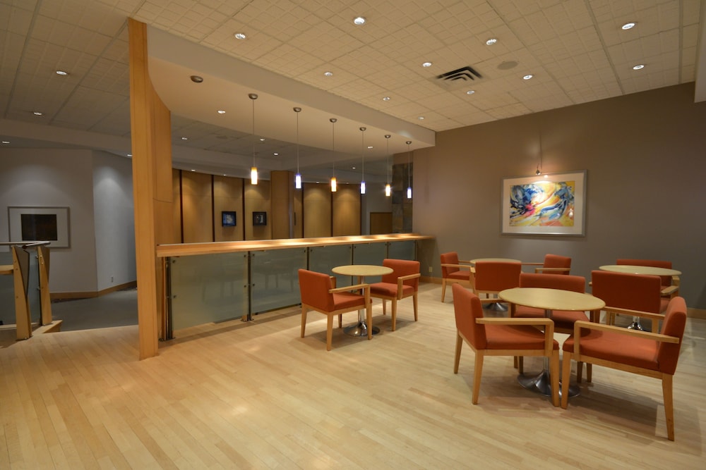 iHOTEL & Conference Centre Red Deer 42/57