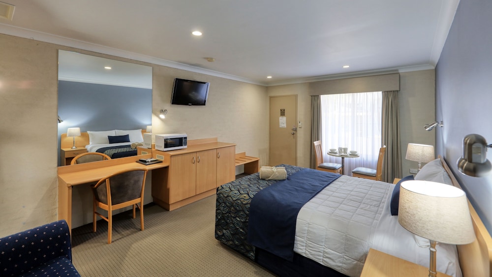 Edward Parry Motel & Apartments 28/57