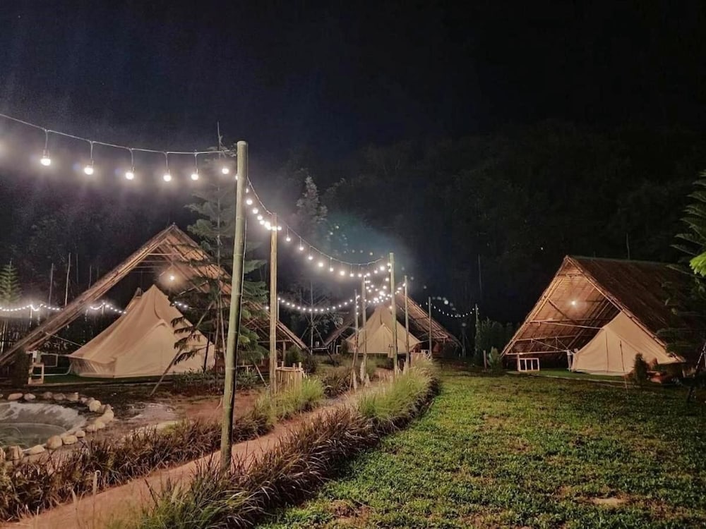 Yellowstone Camps Resort Khao Yai 10/68