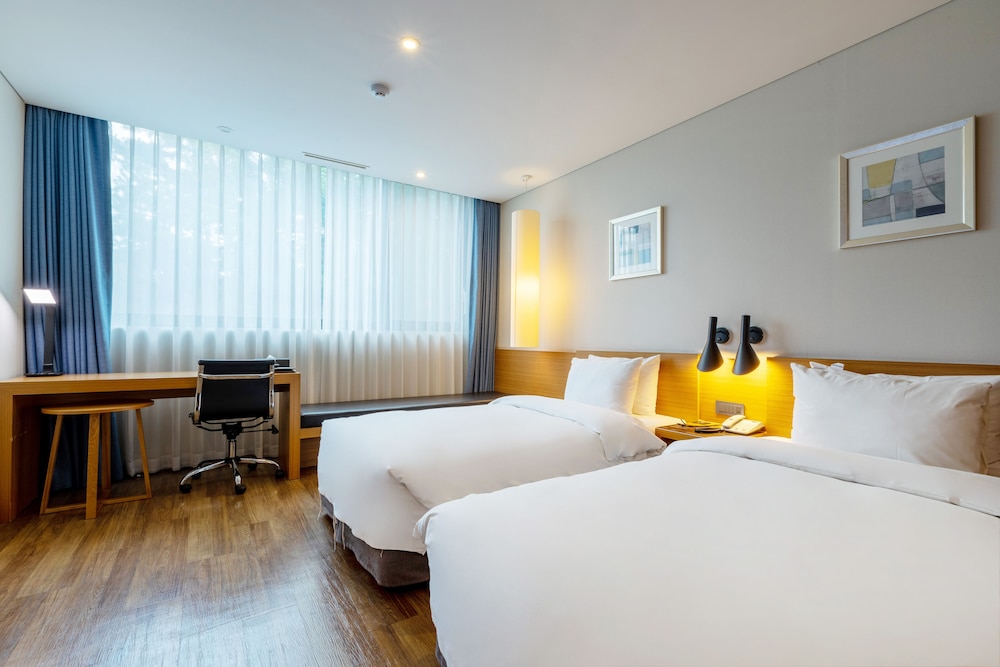 Mate Hotel Paju 9/78