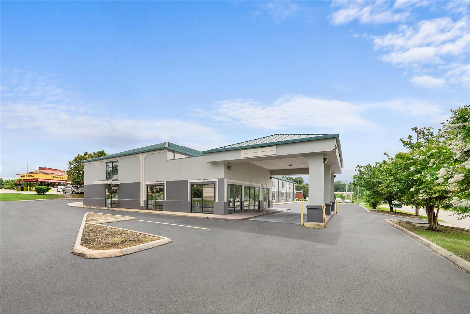 Quality Inn Auburn Campus Area I-85 2/32