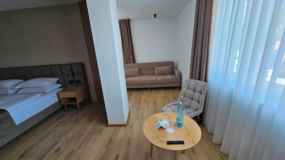 Hotel Sibb 32/63