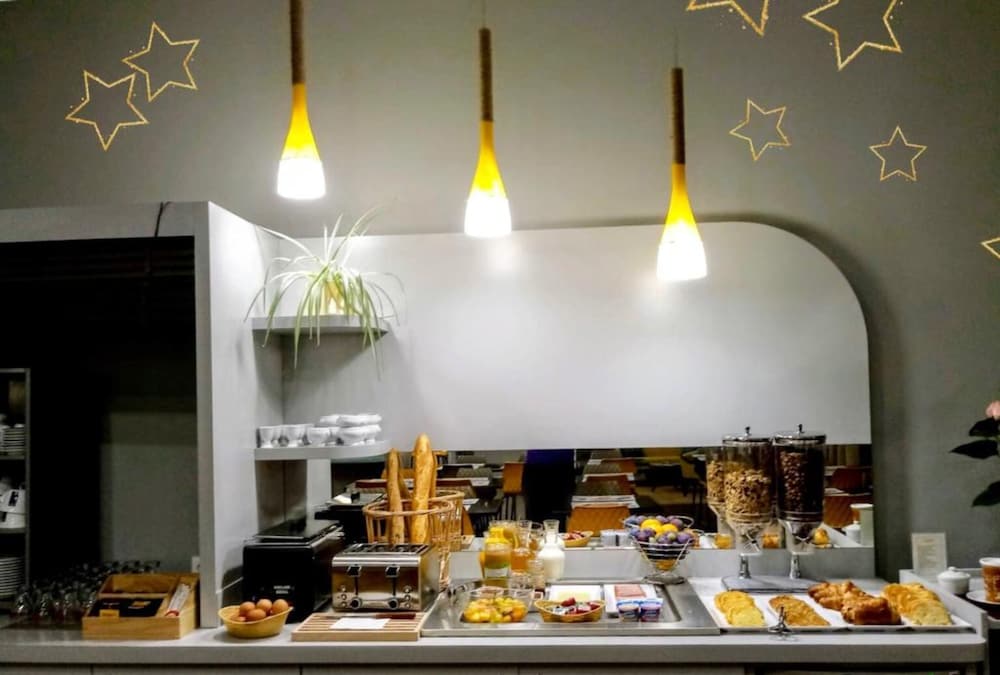 restaurant-cafeteria
