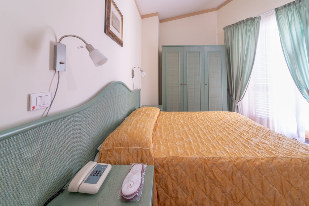 Hotel Ristorante Il Ceppo 23/70