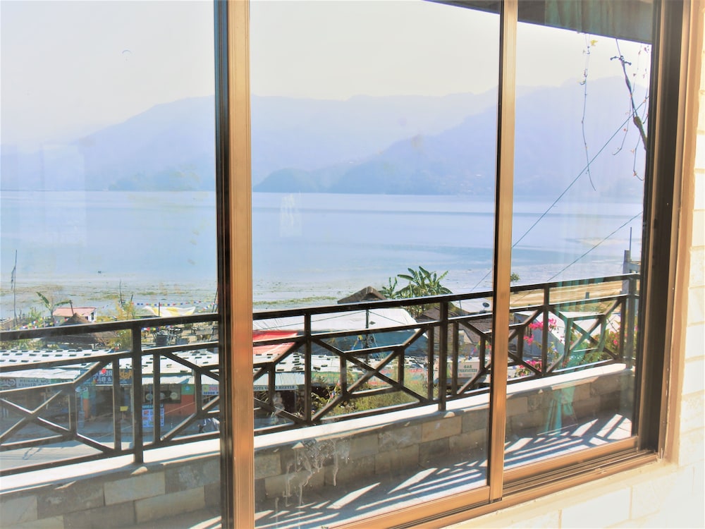 Urban Boutique Hotel Pokhara 17/30