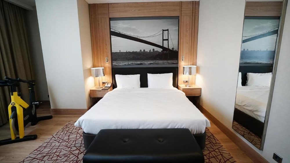 TRYP by Wyndham Istanbul Basin Ekspres 16/50