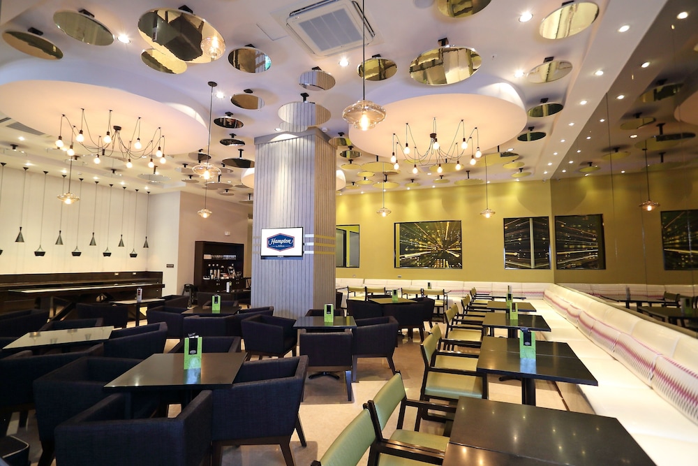 The District Hotel Panama 41/47