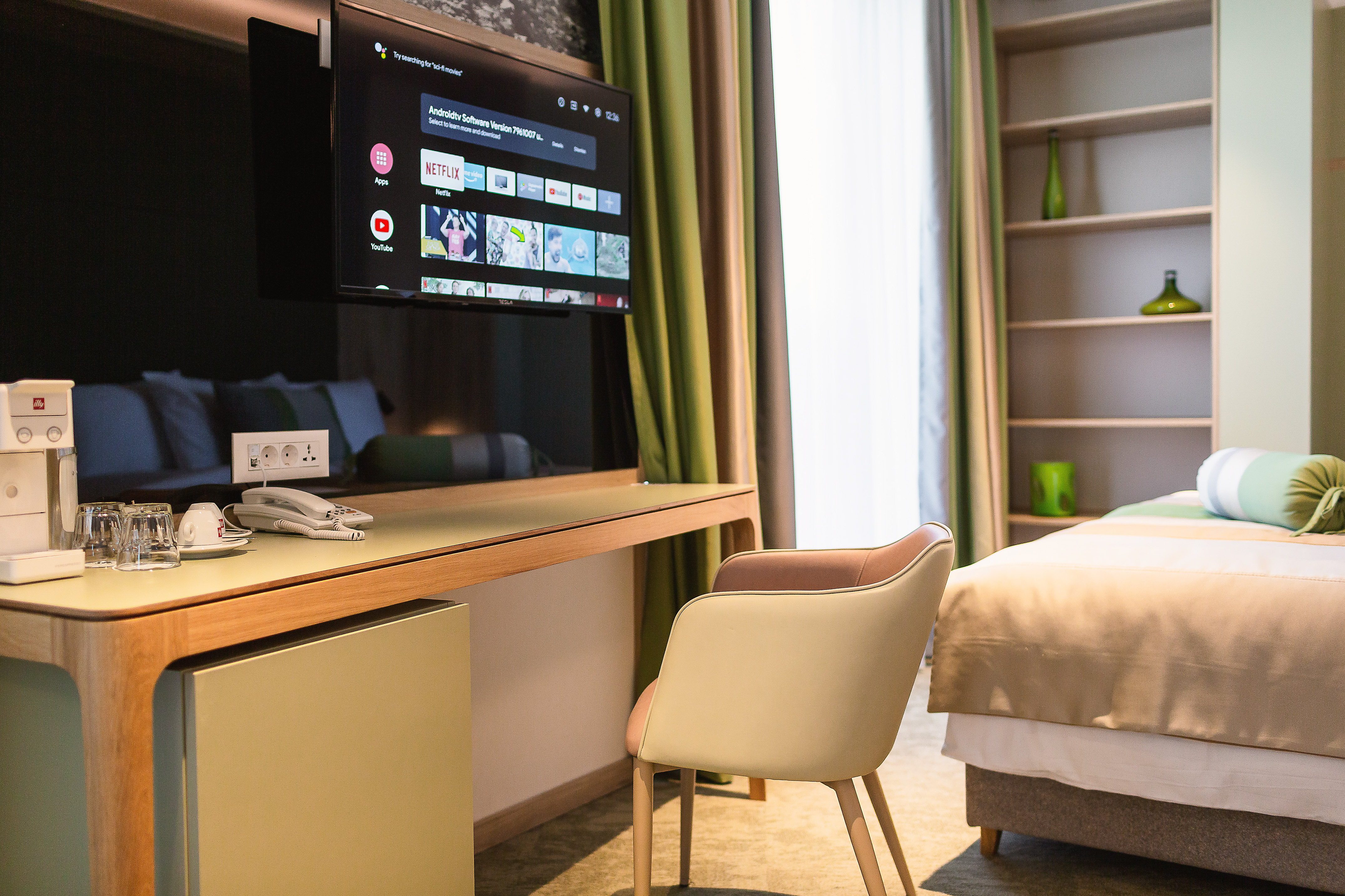 Carine Hotel Centar 40/50